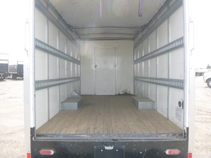 2021-gmc-3500-image-9