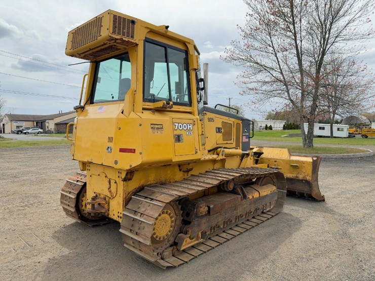 2002-deere-700h-xlt-image-5