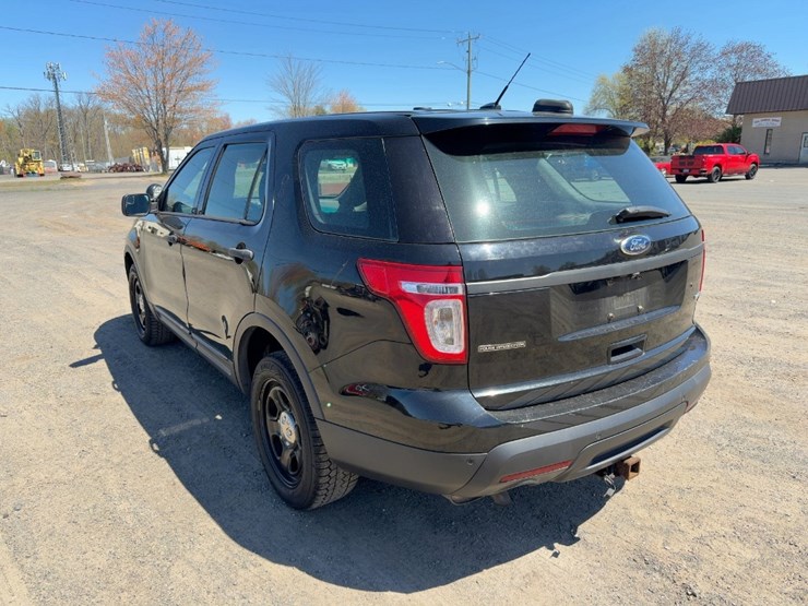 2014-ford-explorer-police-interceptor-image-3