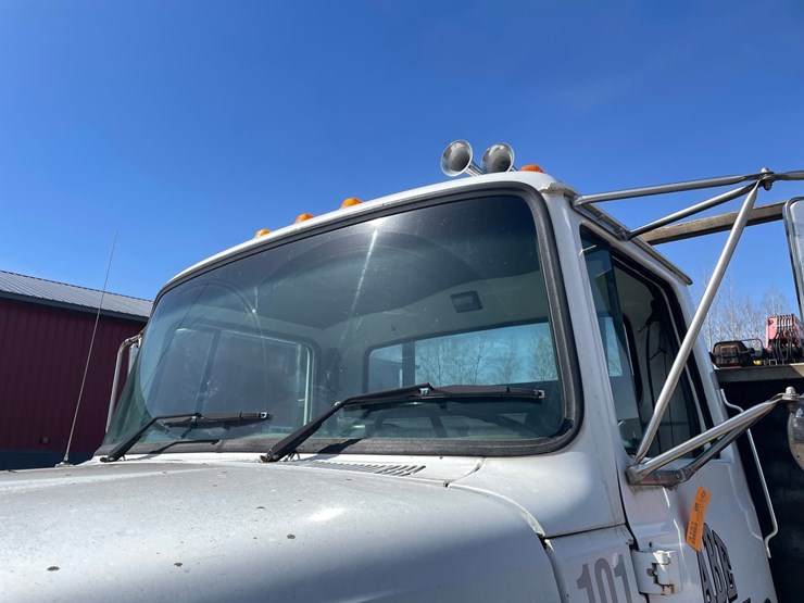 1996-cummins-m11-image-40