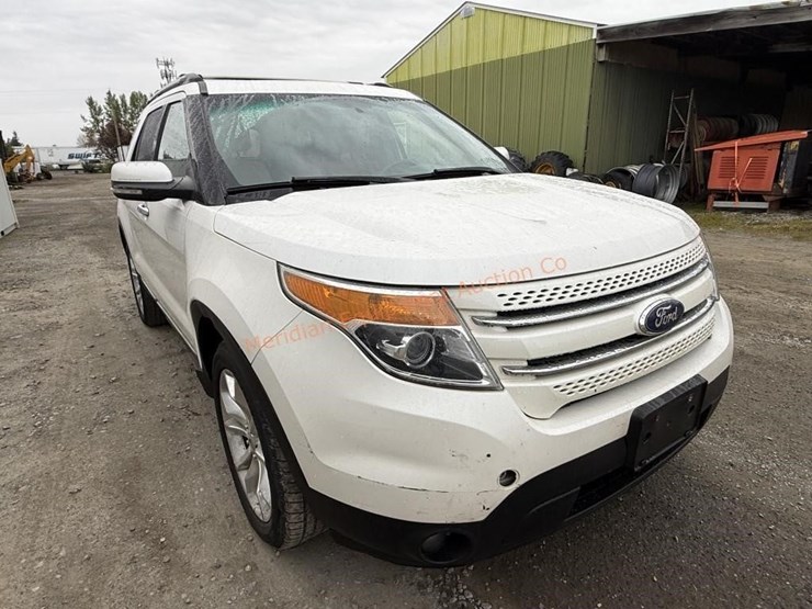 ford-explorer-limited-image-15