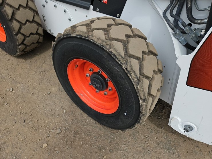 2023-bobcat-s76-image-11