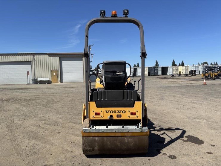 2018-volvo-dd25b-image-8