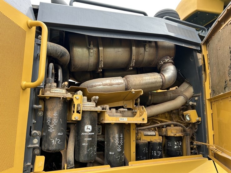 2018-deere-770g-image-26