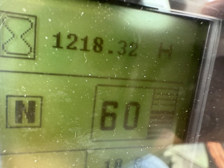 2007-case-1150k-image-15