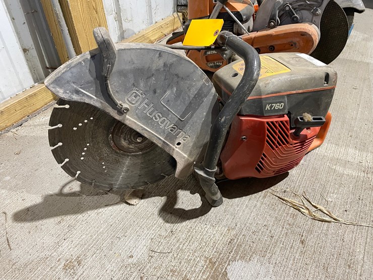 #5002-•-husqvarna-k760-gas-powered-concrete-saw-image-1