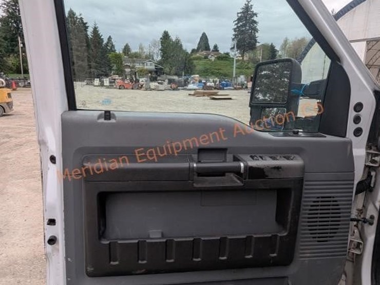 2016-ford-f350-image-25