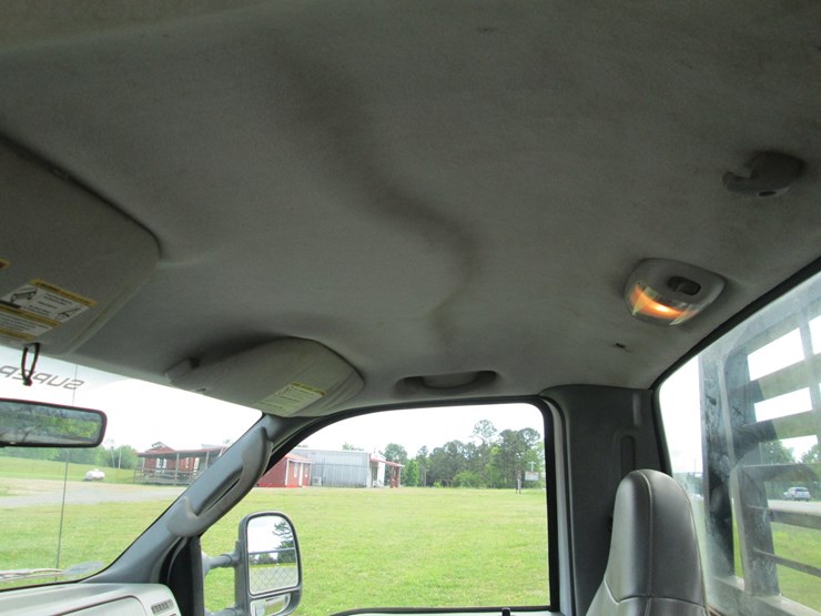 2006-ford-f350-image-28