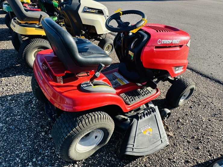 troy-bilt-tb-2142-riding-lawn-mower-image-3