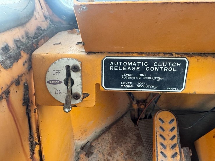 #122-•-1987-kobelco-lk600-wheel-loader-image-50