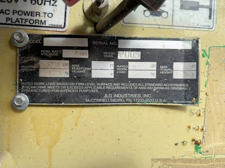 2005-jlg-2630es-image-12