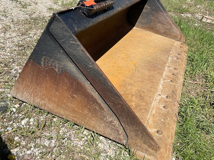 #7402-•-cat-bucket-image-3