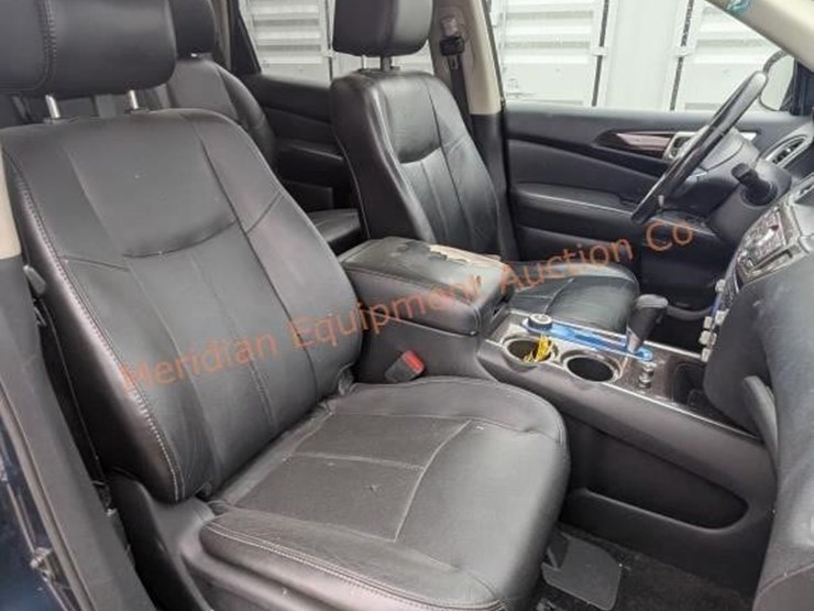 2014-nissan-pathfinder-image-23