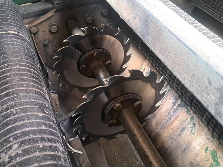 #148-•-2019-riehl-steel-edger-image-16