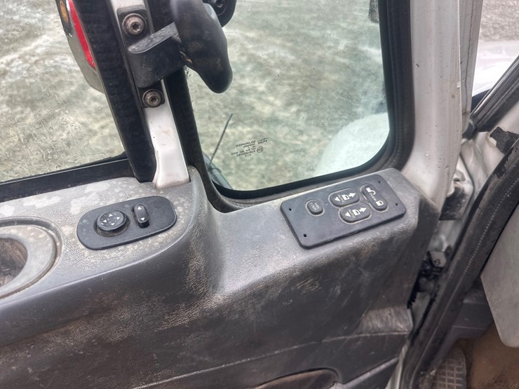 2012-international-4400-sba-image-24