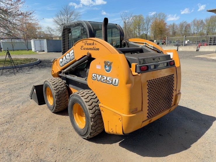 2013-case-sv250-image-3