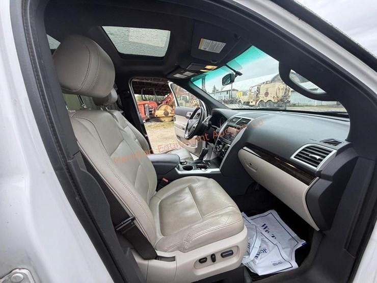 ford-explorer-limited-image-47