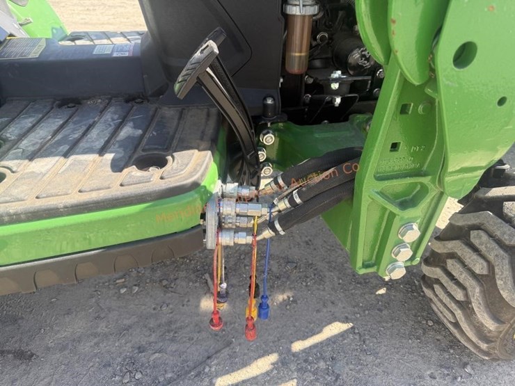 john-deere-1025r-image-34