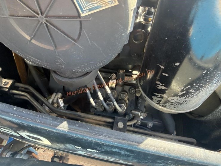 new-holland-1530-image-37