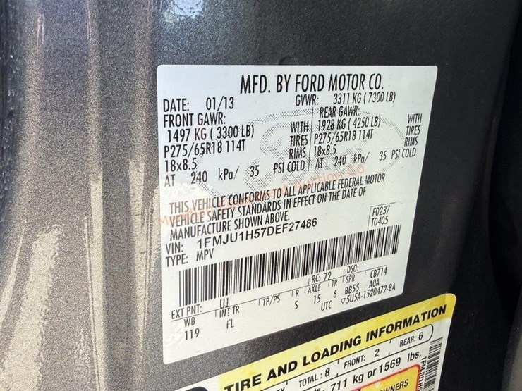 2013-ford-expedition-xlt-image-16