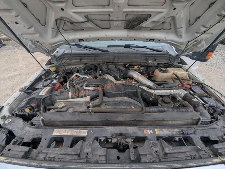 2016-ford-f350-image-44