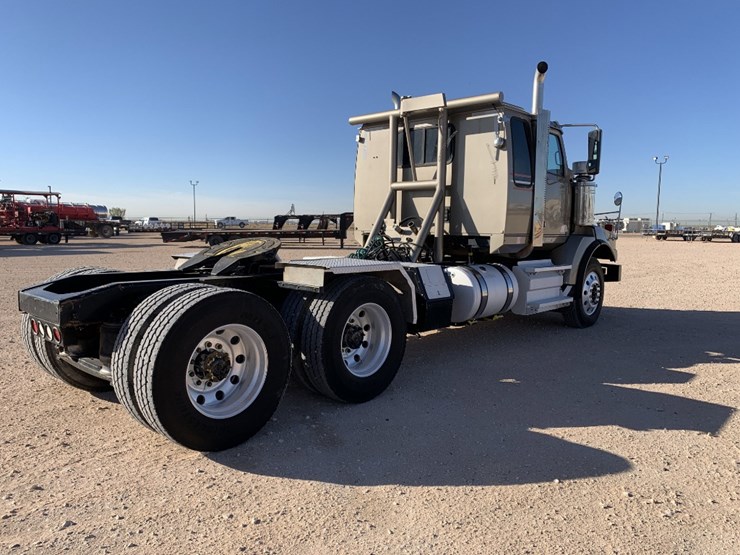 2012-western-star-4900-image-8