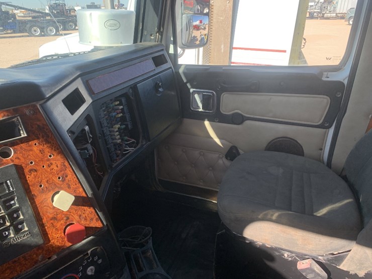 2012-western-star-4900-image-12