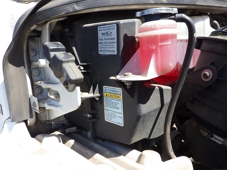 2005-utility-combo-image-25