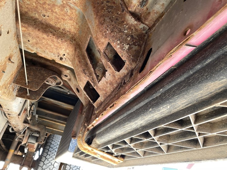 2012-ford-f350-image-26