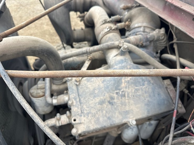 1983-mack-dm686s-image-29