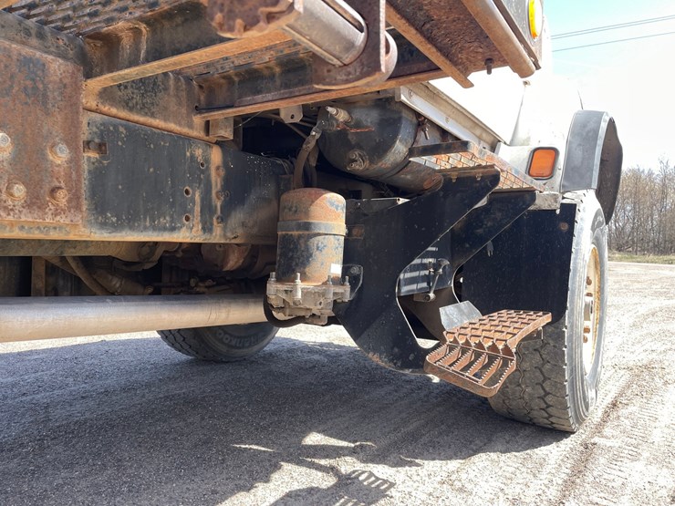 1996-cummins-m11-image-90