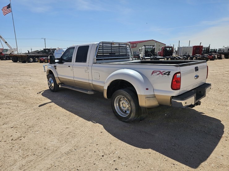 2010-ford-f450-image-3