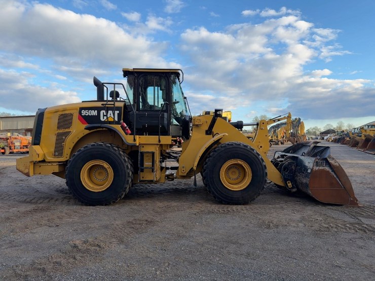 2019-caterpillar-950m-image-6