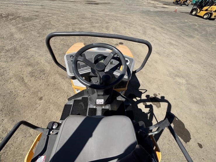 2018-volvo-dd25b-image-20