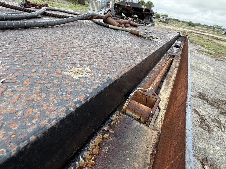 1999-mack-ch613-image-12