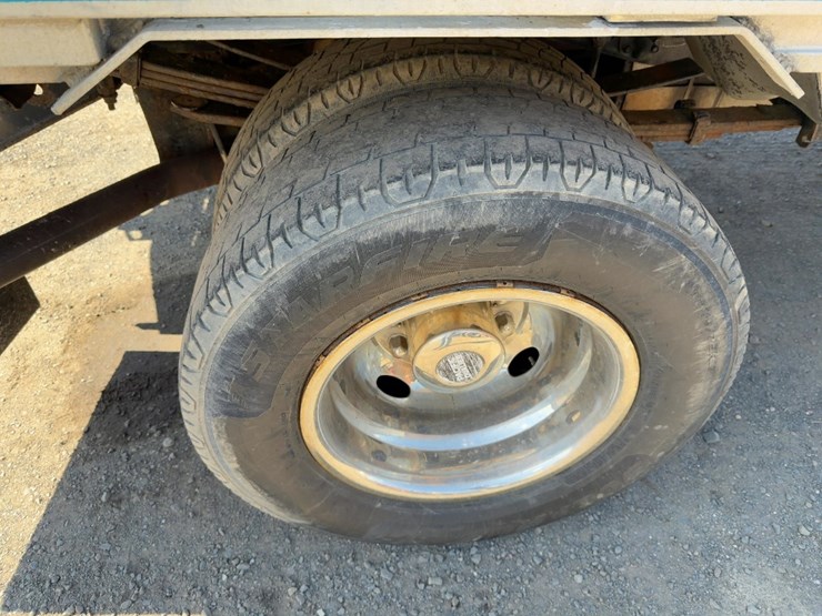 2009-ford-f350-xl-image-9