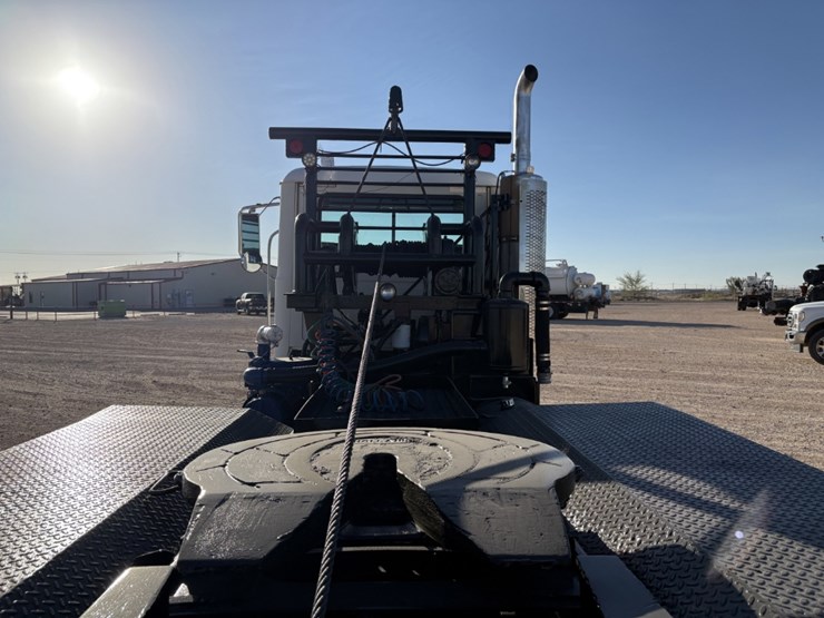 2009-mack-granite-gu713-image-5