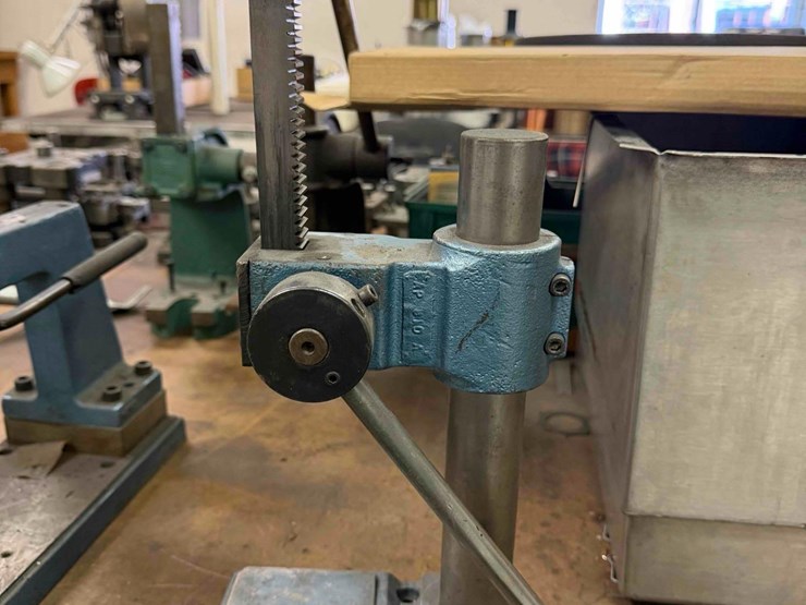 janesville-hand-press(3)-image-9