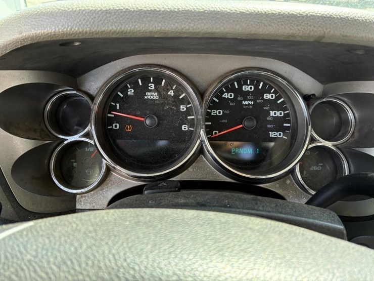 2009-chevrolet-silverado-3500-image-13