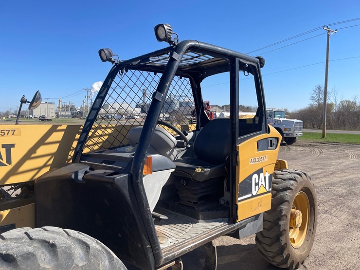 caterpillar-th350b-image-22