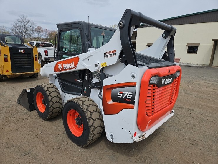 2023-bobcat-s76-image-3