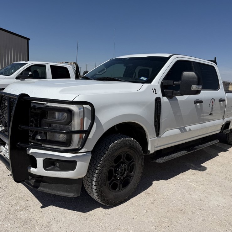 2023 FORD F250