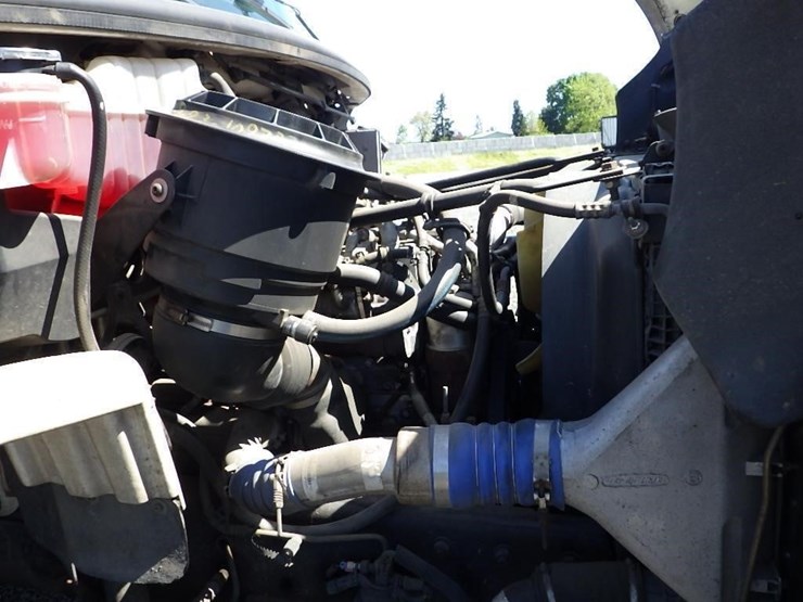 2005-utility-combo-image-22