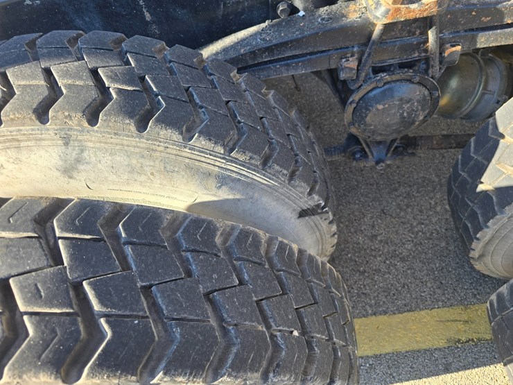 1999-cummins-m11-image-58