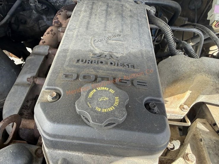 2004-dodge-ram-3500-image-17