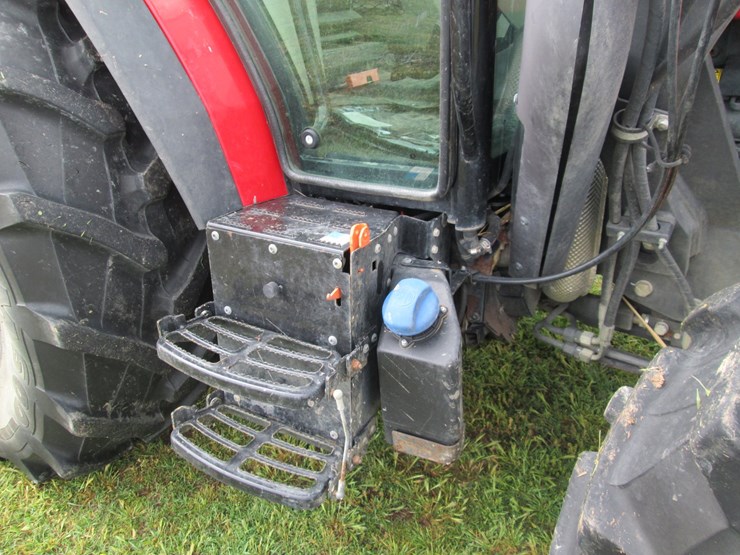 2018-massey-ferguson-4709-image-31