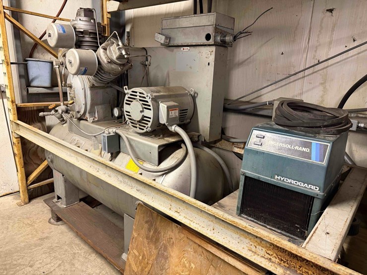 ingersoll-rand-15-hp-compressor-image-1