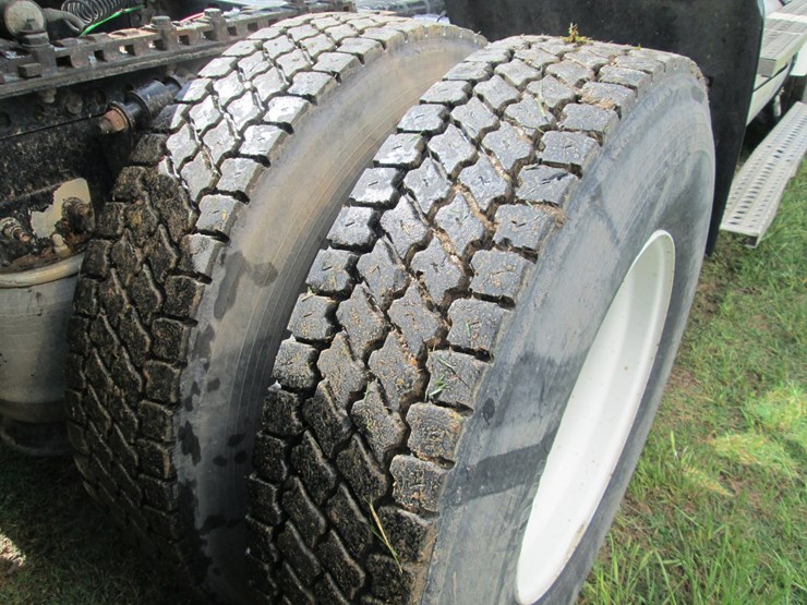 2007-sterling-at9500-image-12