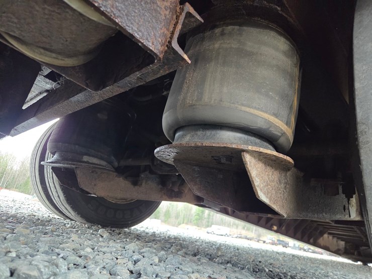 2006-trail-eze-te-70-ht-image-42