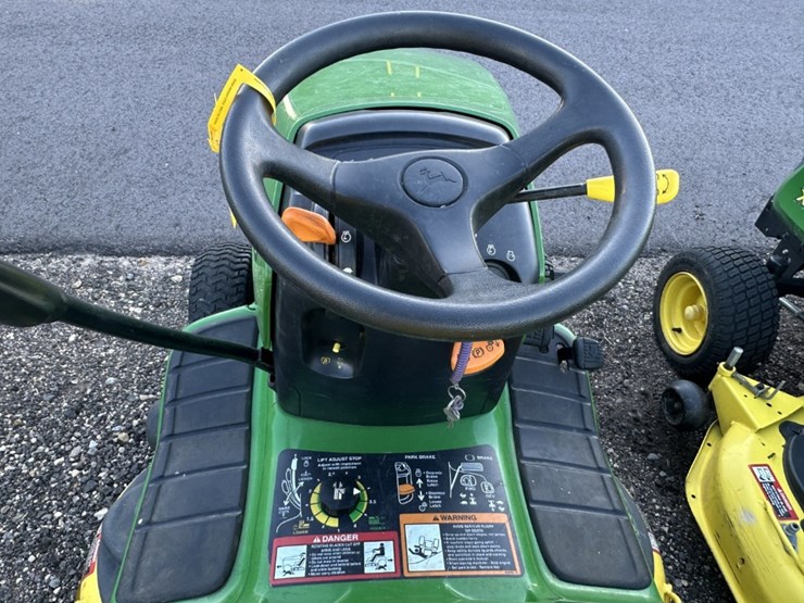 john-deere-lt155-image-8